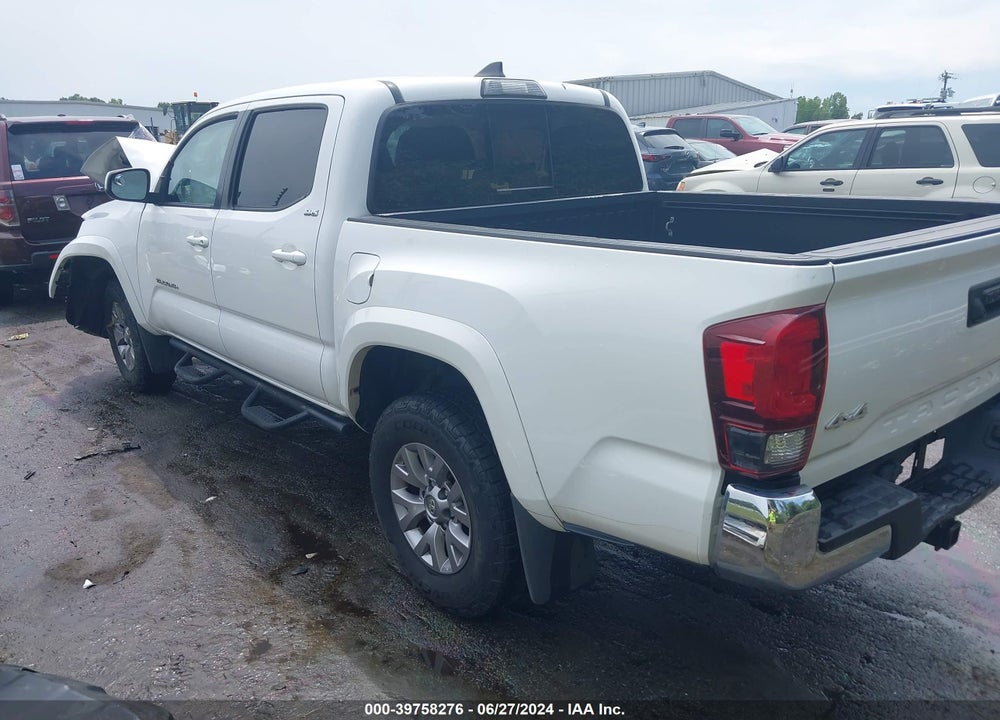 2018 TOYOTA TACOMA SR5 V6 VIN: 5TFCZ5AN2JX147942
