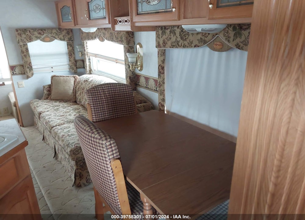 2005 TRAVEL LITE SUPREME VIN: 4TKFW342753000662