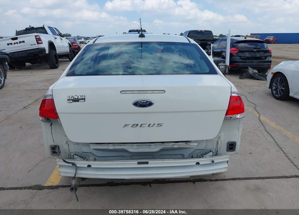 2011 FORD FOCUS S VIN: 1FAHP3EN3BW165230