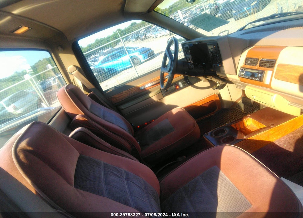 1988 CHEVROLET GMT-400 C1500 VIN: 1GCDC14K6JZ231315