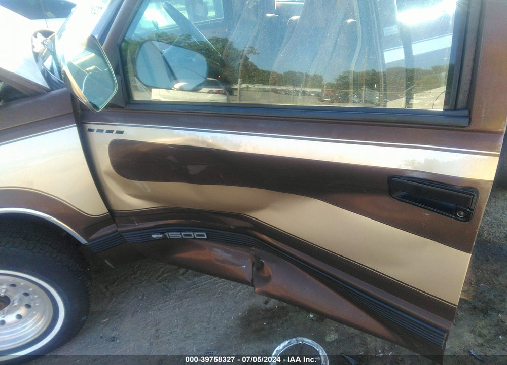 1988 CHEVROLET GMT-400 C1500 VIN: 1GCDC14K6JZ231315