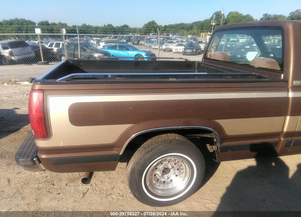 1988 CHEVROLET GMT-400 C1500 VIN: 1GCDC14K6JZ231315