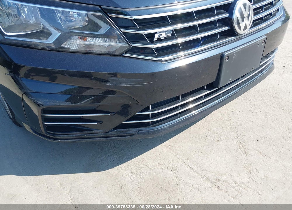 2017 VOLKSWAGEN PASSAT 1.8T R-LINE VIN: 1VWDT7A34HC064897