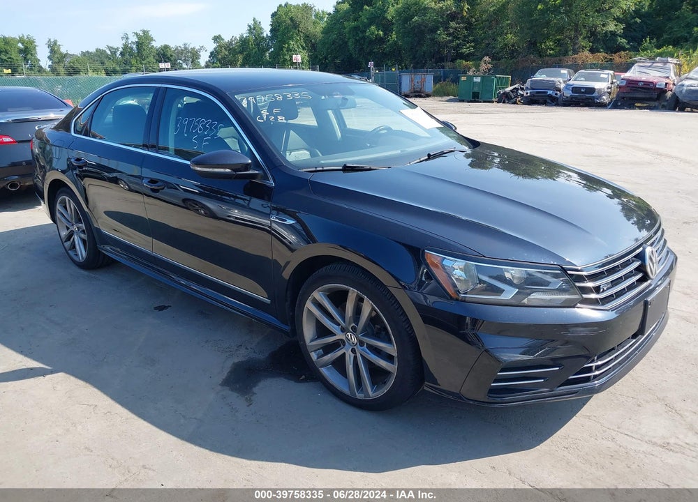 2017 VOLKSWAGEN PASSAT 1.8T R-LINE VIN: 1VWDT7A34HC064897