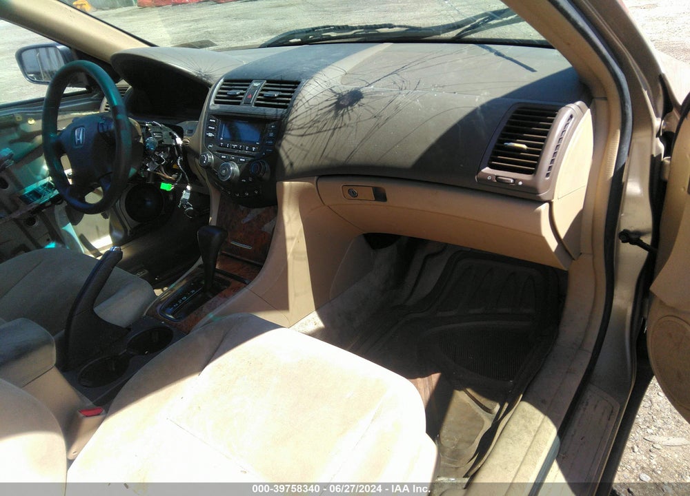 2004 HONDA ACCORD 2.4 EX VIN: 1HGCM56604A101311