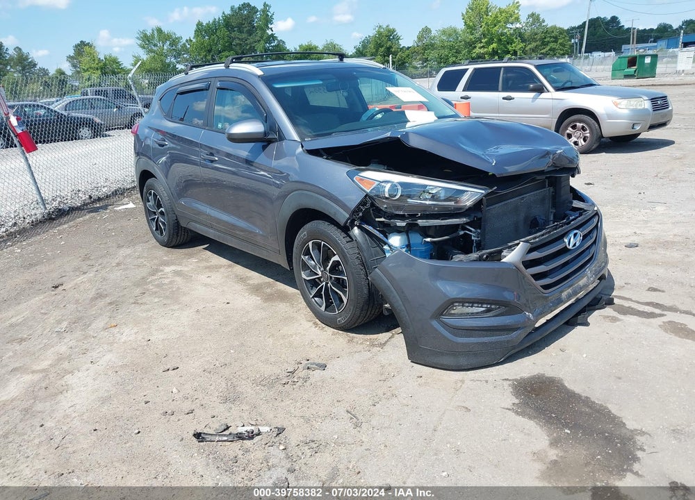 2016 HYUNDAI TUCSON SE VIN: KM8J33A47GU239249