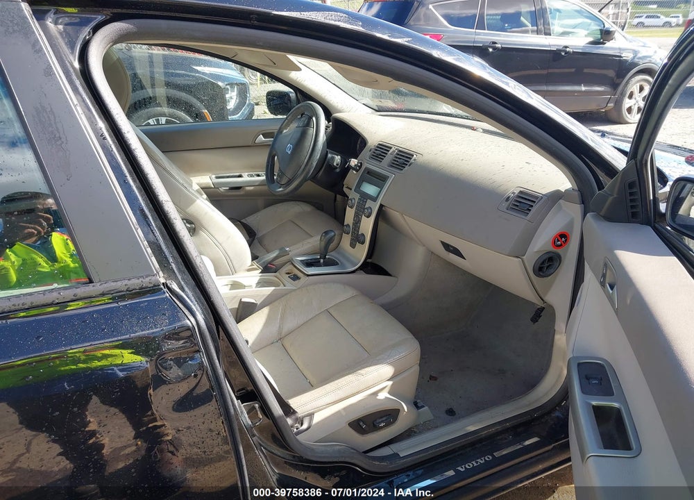 2006 VOLVO S40 T5 VIN: YV1MS682062157894