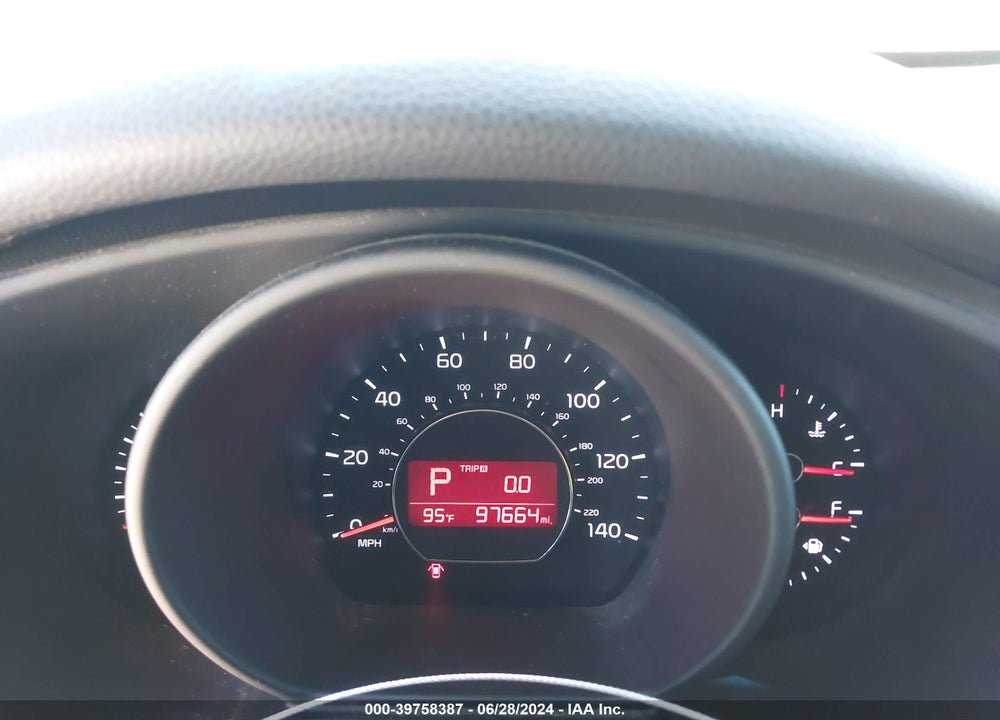 2014 KIA SOUL VIN: KNDJN2A28E7051701