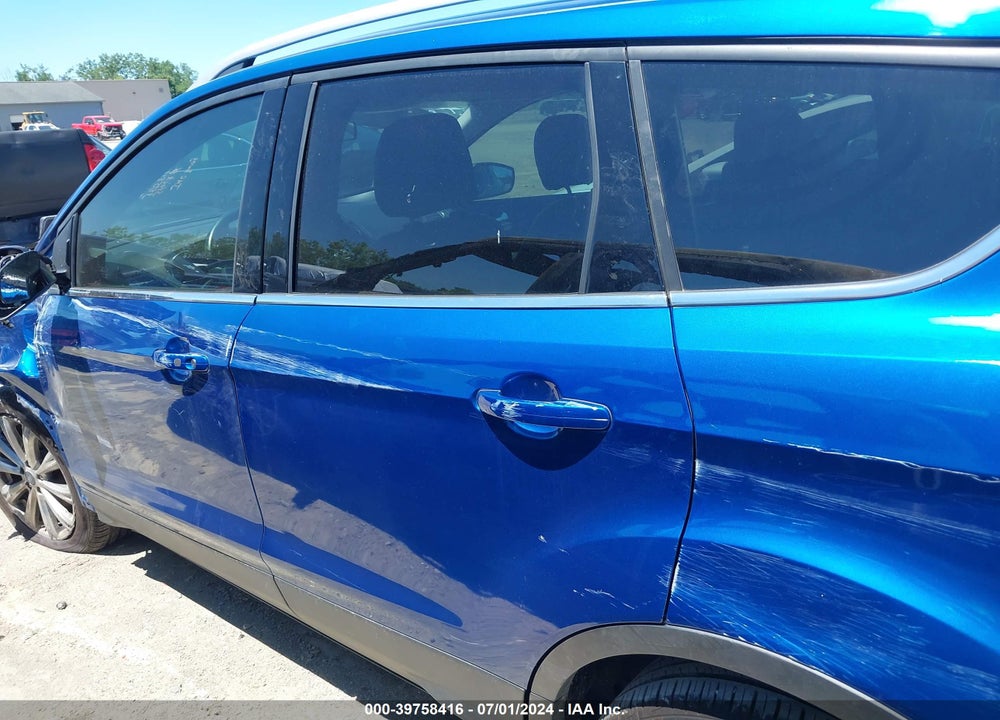 2017 FORD ESCAPE VIN: 1FMCU0JD8HUB77981