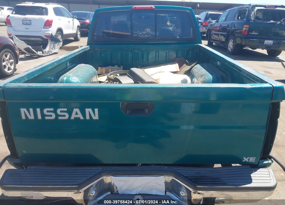 1996 NISSAN TRUCK KING CAB SE/KING CAB XE VIN: 1N6SD16S2TC374413