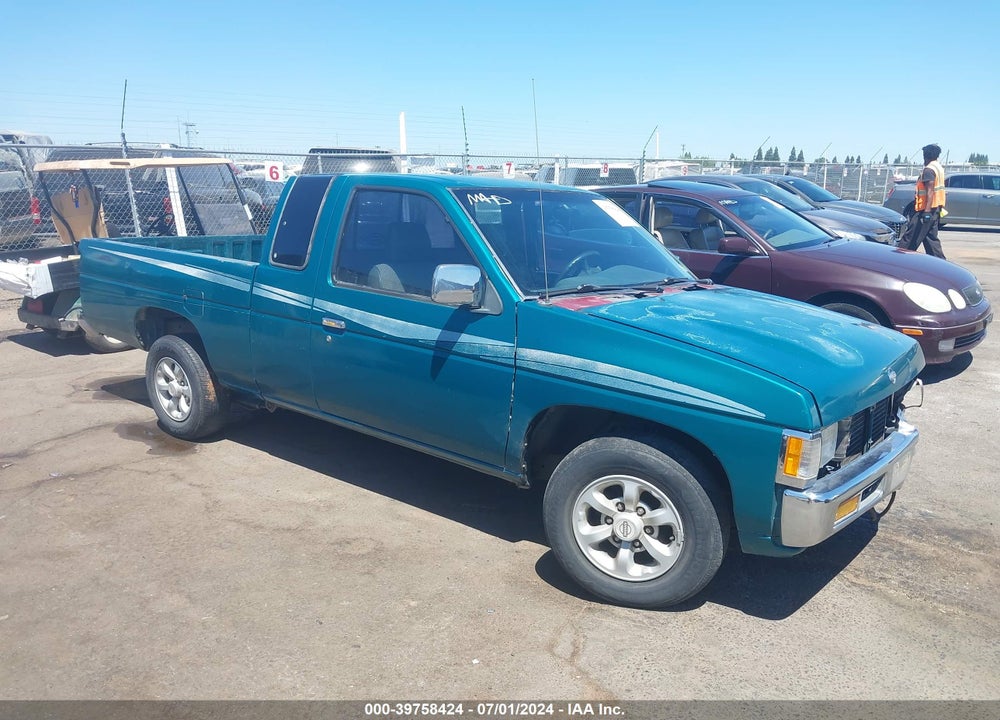 1996 NISSAN TRUCK KING CAB SE/KING CAB XE VIN: 1N6SD16S2TC374413
