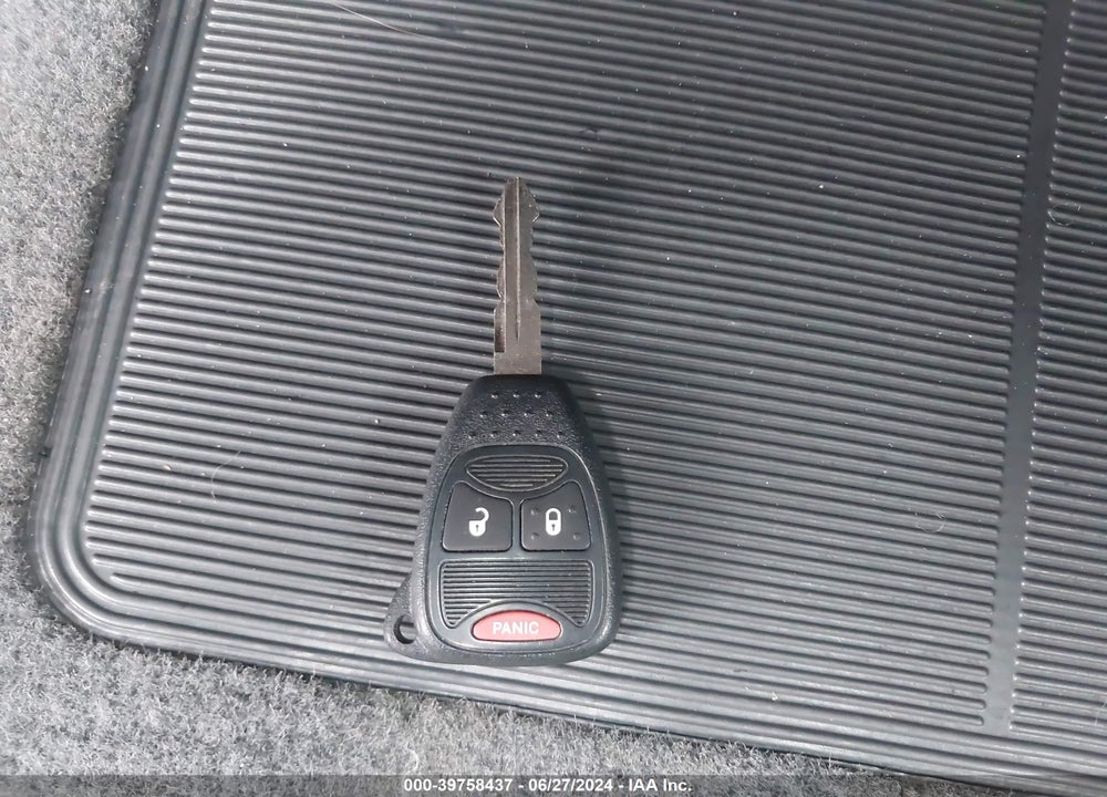 2007 DODGE CARAVAN SXT VIN: 1D4GP45R97B237712
