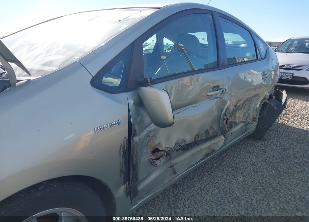 2007 TOYOTA PRIUS VIN: JTDKB20UX73288197