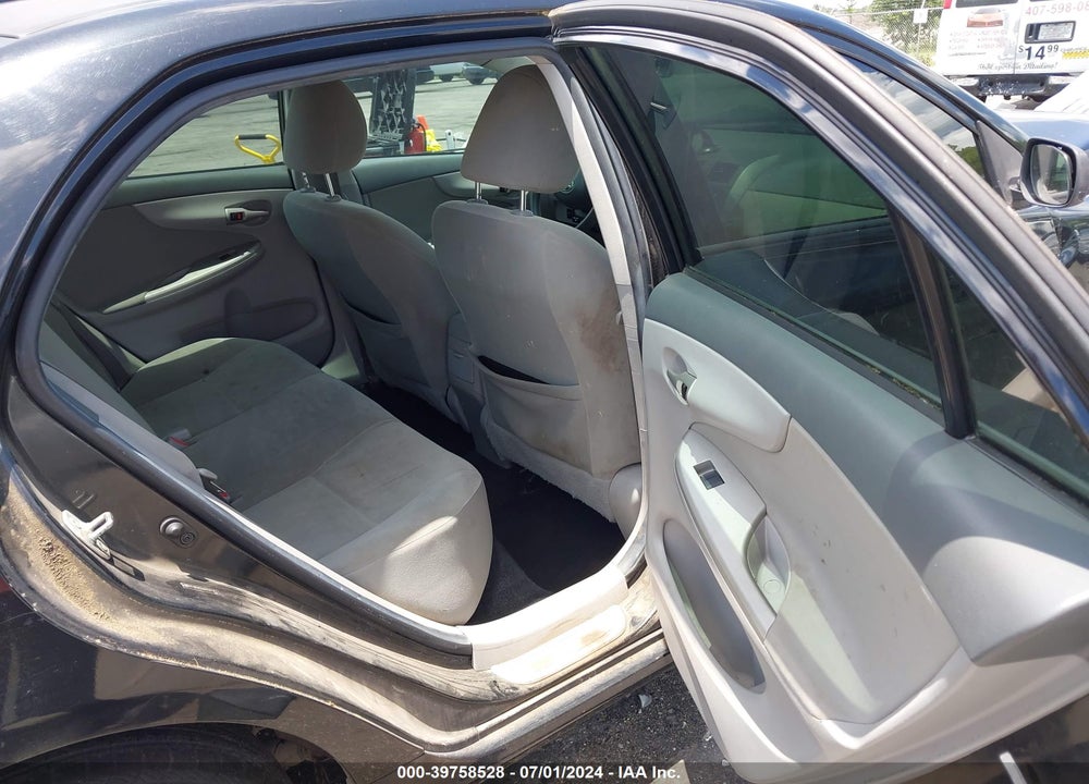 2010 TOYOTA COROLLA LE VIN: 2T1BU4EE8AC527171