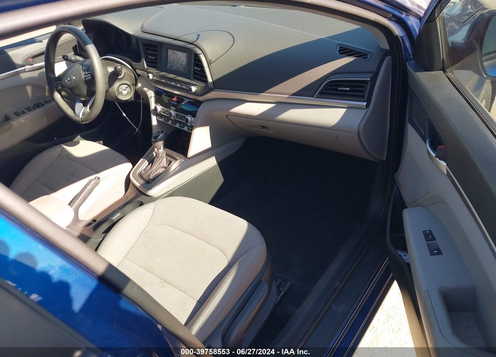 2020 HYUNDAI ELANTRA SE VIN: 5NPD74LF7LH601787