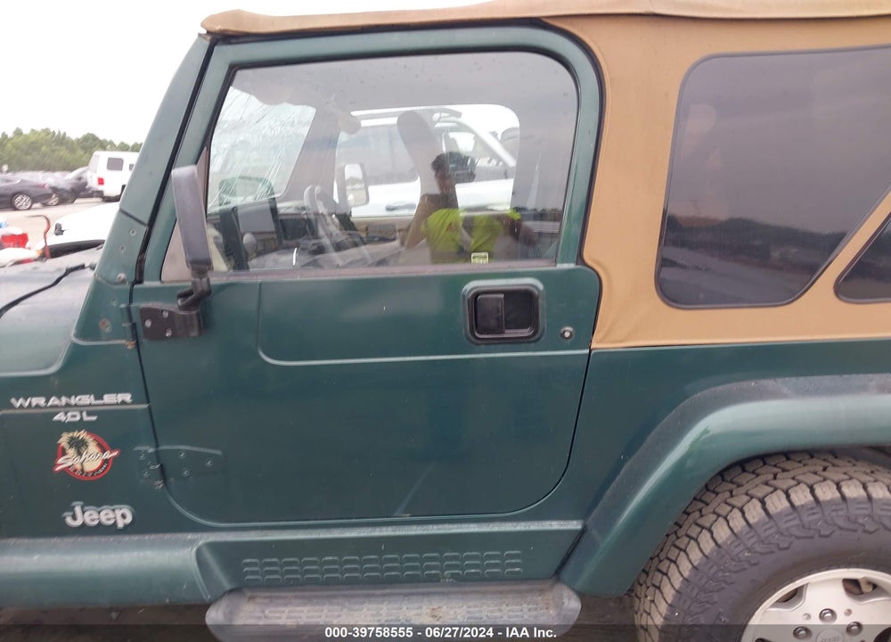 2000 JEEP WRANGLER SAHARA VIN: 1J4FA59S9YP740622