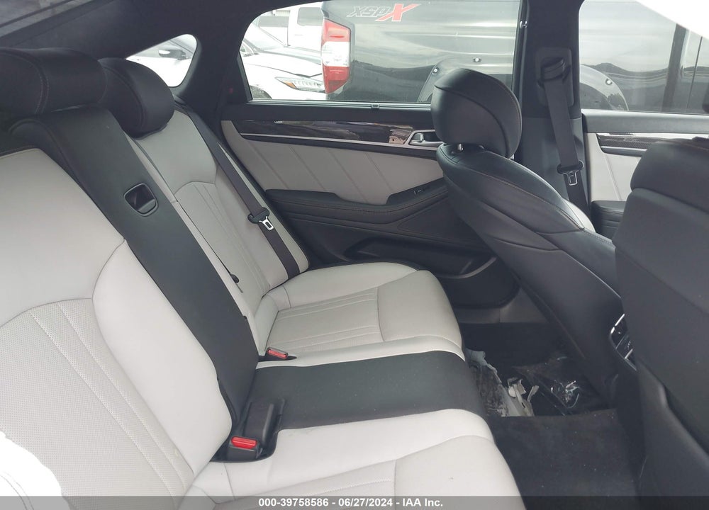 2018 GENESIS G80 3.3T SPORT VIN: KMHGN4JB5JU248970