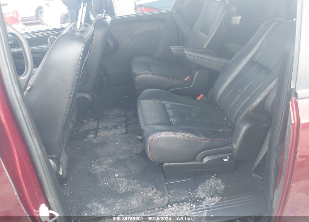 2018 DODGE GRAND CARAVAN GT VIN: 2C4RDGEG6JR214895