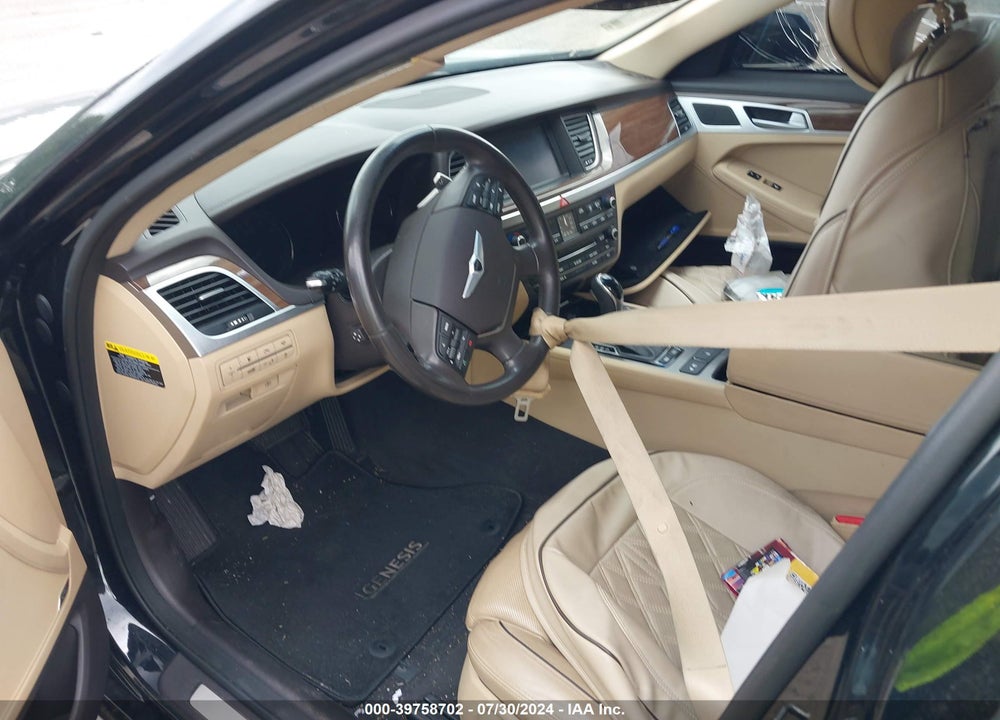 2016 HYUNDAI GENESIS 3.8 VIN: KMHGN4JE9GU111968
