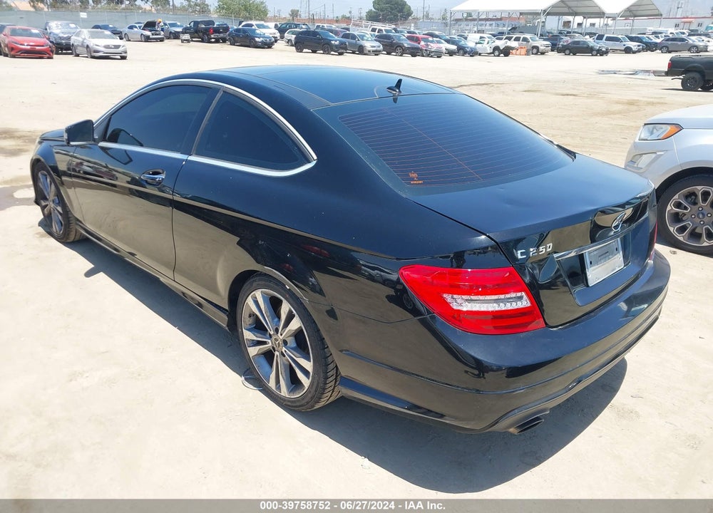 2014 MERCEDES-BENZ C 250 VIN: WDDGJ4HB0EG284873