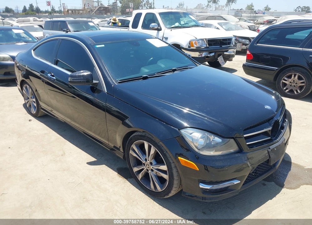2014 MERCEDES-BENZ C 250 VIN: WDDGJ4HB0EG284873