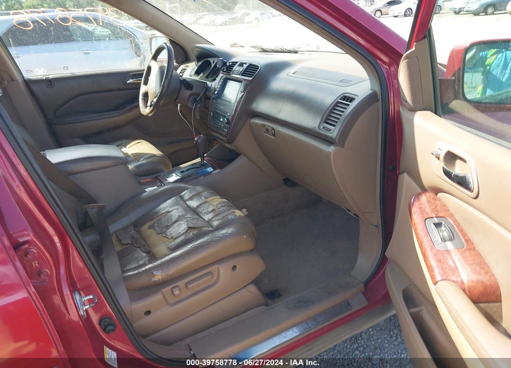2005 ACURA MDX VIN: 2HNYD18895H547384