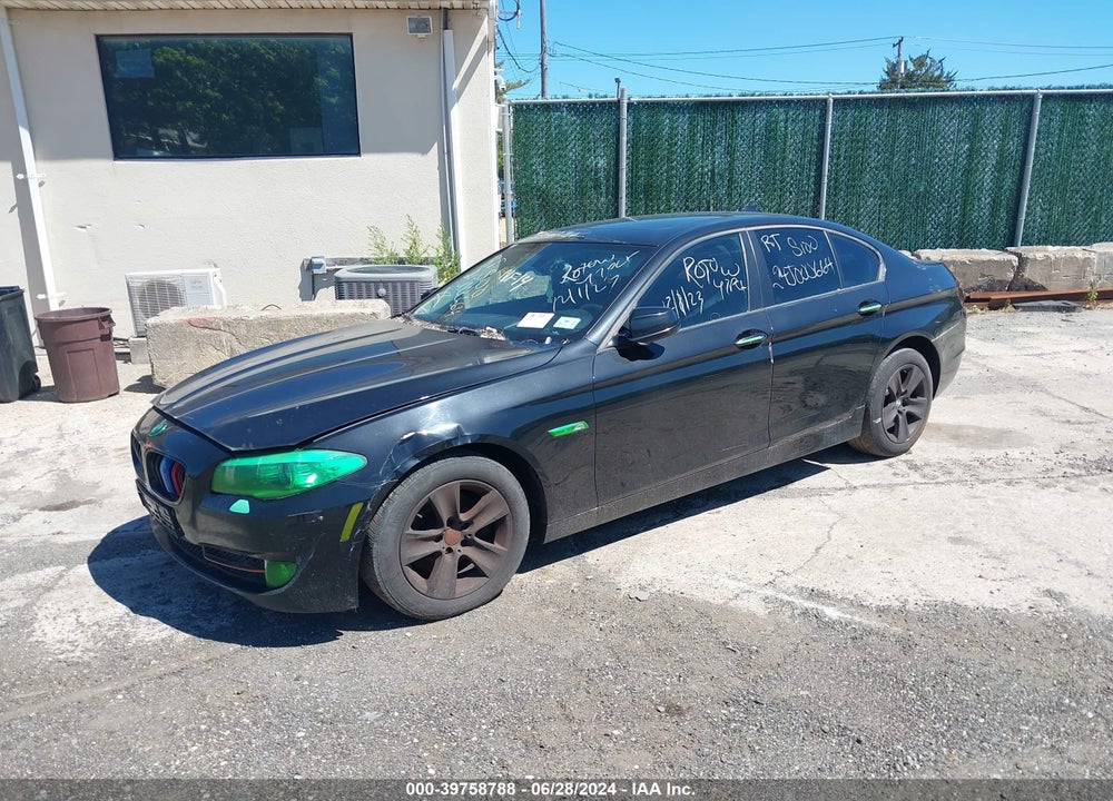2013 BMW 528I XDRIVE VIN: WBAXH5C55DD109495
