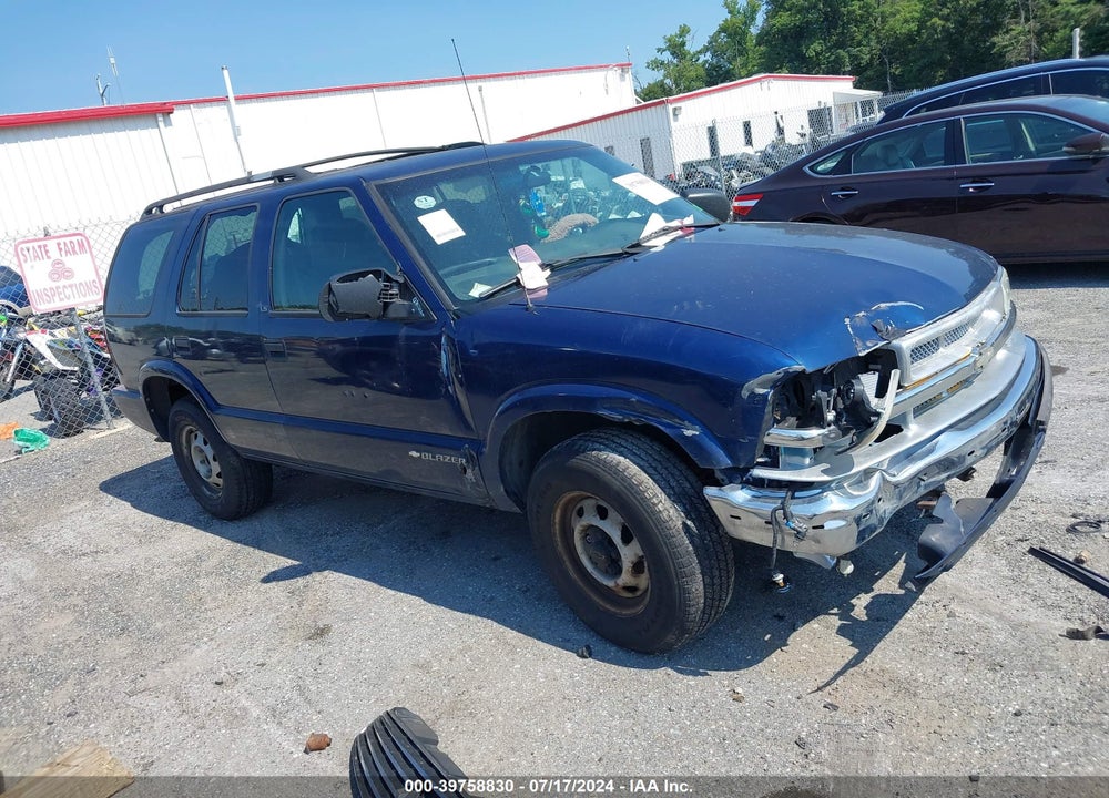 2001 CHEVROLET BLAZER LS VIN: 1GNDT13W11K225992
