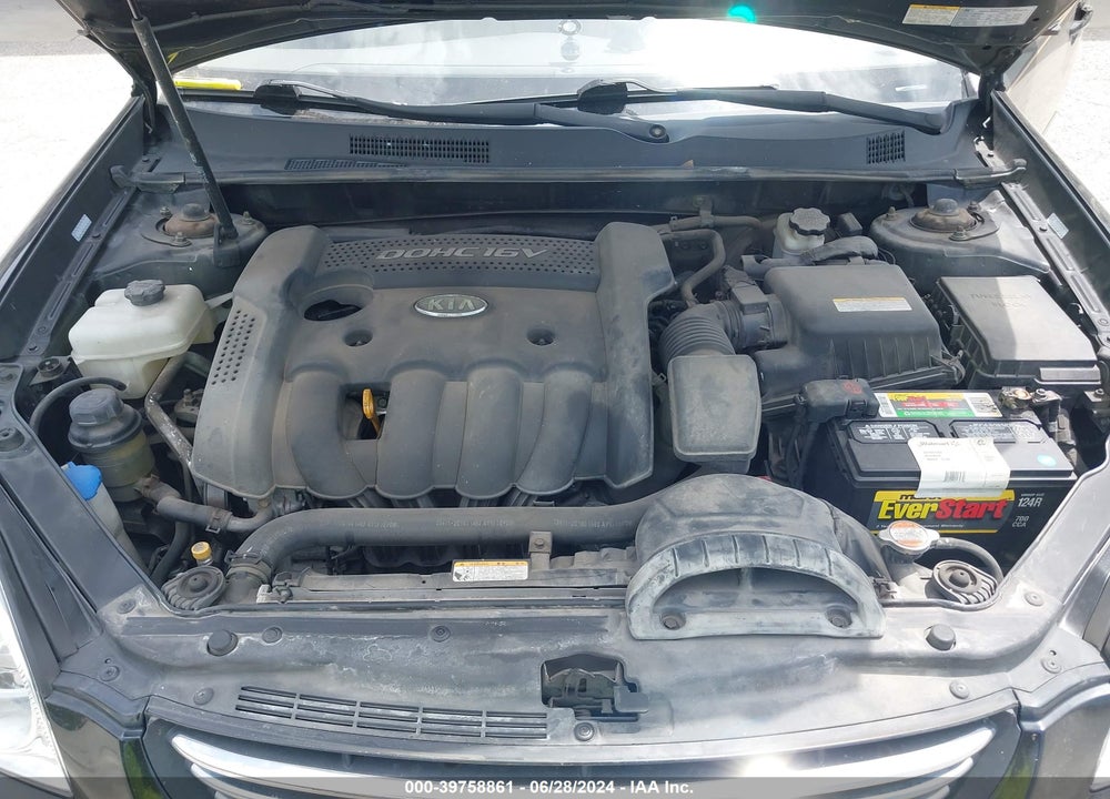 2008 KIA OPTIMA LX VIN: KNAGE123185274980