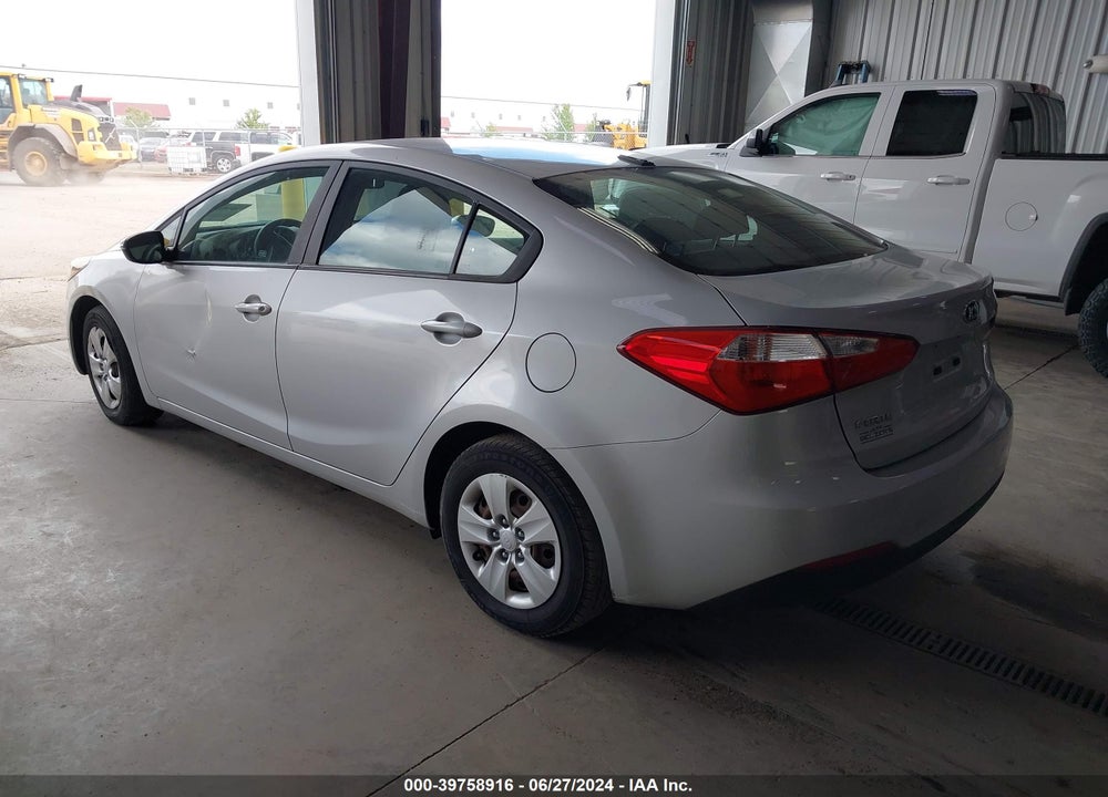 2015 KIA FORTE LX VIN: KNAFX4A67F5341548