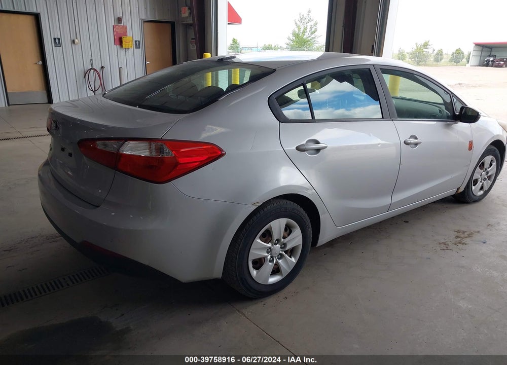 2015 KIA FORTE LX VIN: KNAFX4A67F5341548
