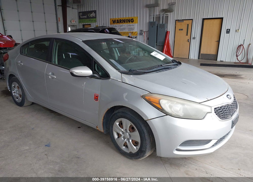 2015 KIA FORTE LX VIN: KNAFX4A67F5341548