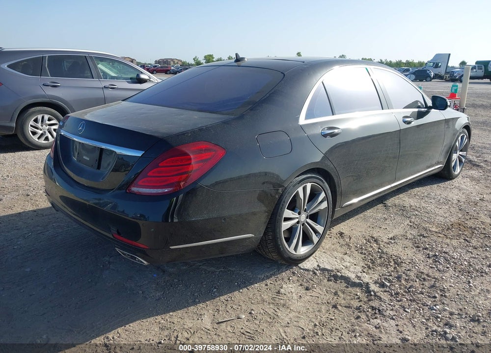 2016 MERCEDES-BENZ S 550 VIN: WDDUG8CB7GA257143