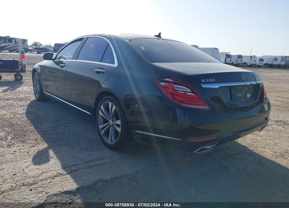 2016 MERCEDES-BENZ S 550 VIN: WDDUG8CB7GA257143