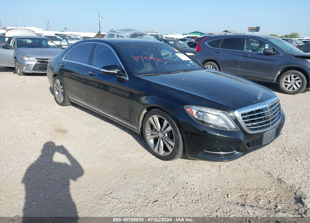 2016 MERCEDES-BENZ S 550 VIN: WDDUG8CB7GA257143