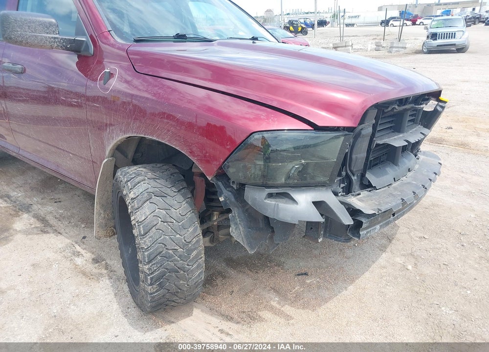 2016 RAM 1500 EXPRESS VIN: 1C6RR7FT7GS366051