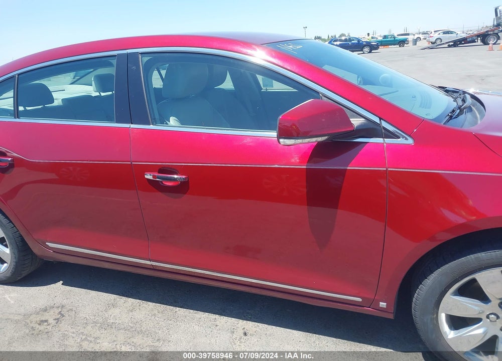 2010 BUICK LACROSSE CXS VIN: 1G4GE5EV1AF114178