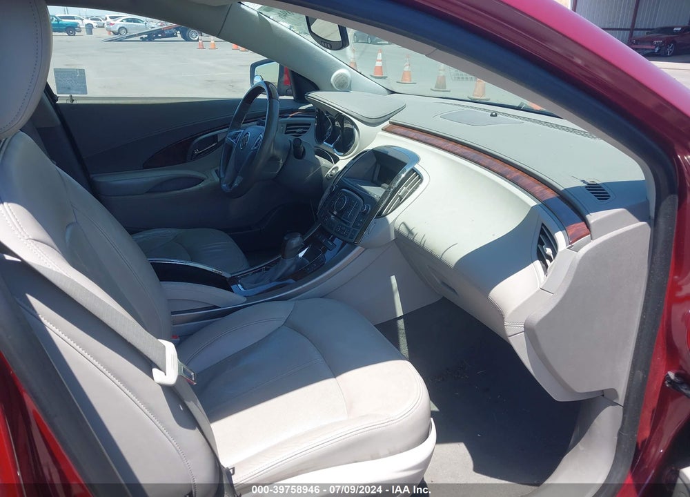 2010 BUICK LACROSSE CXS VIN: 1G4GE5EV1AF114178