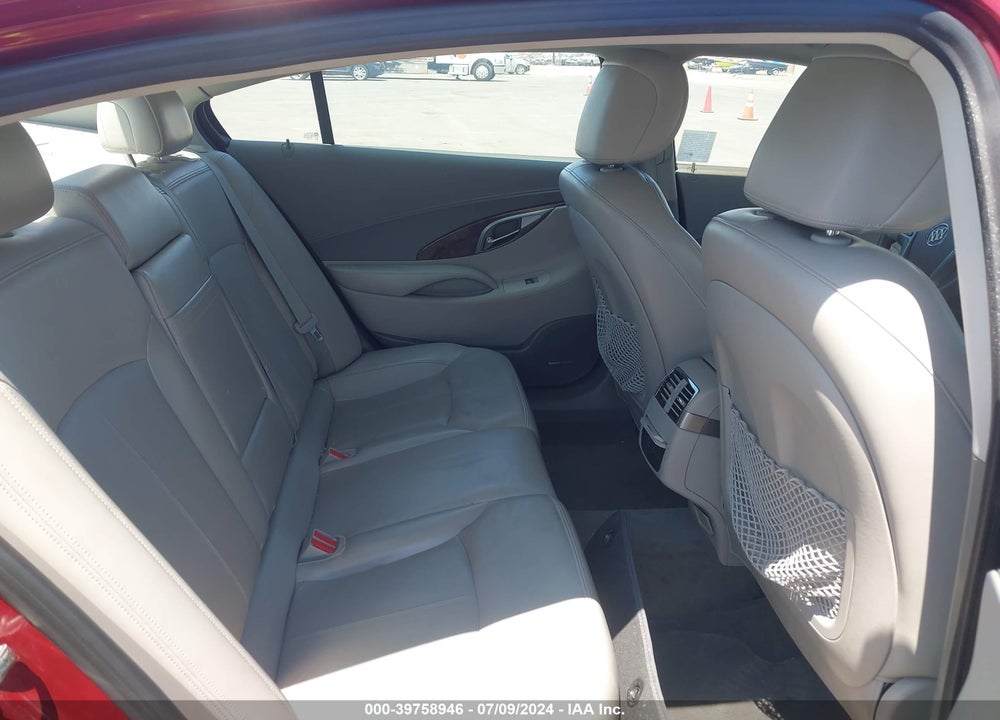 2010 BUICK LACROSSE CXS VIN: 1G4GE5EV1AF114178