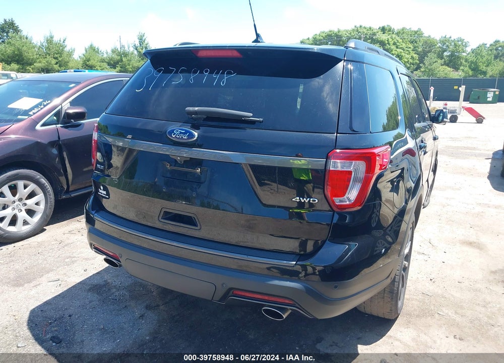 2018 FORD EXPLORER XLT VIN: 1FM5K8D82JGB41803