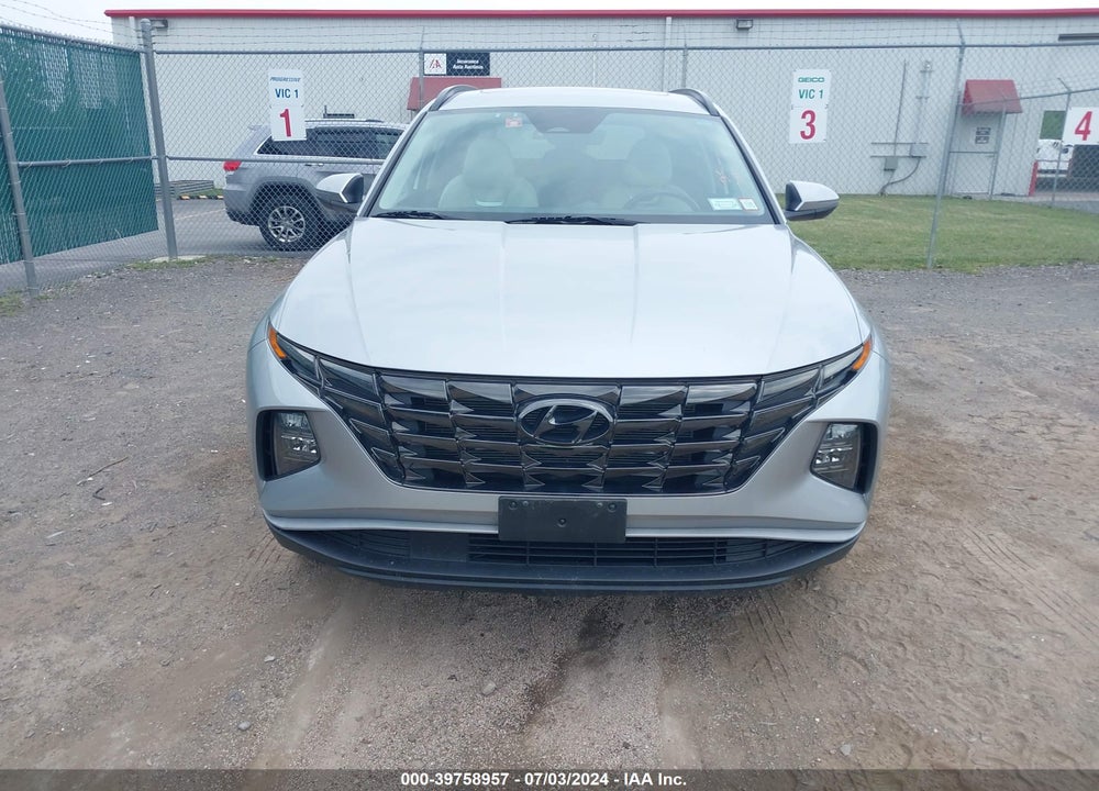 2022 HYUNDAI TUCSON VIN: 5NMJCCAE2NH028137