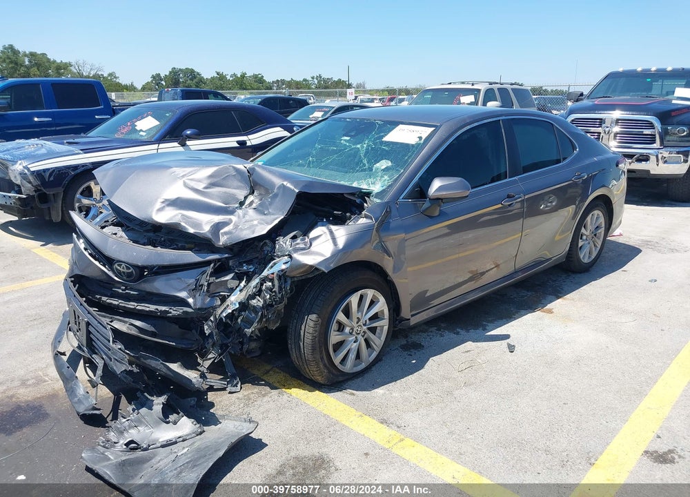 2021 TOYOTA CAMRY LE VIN: 4T1C11AK0MU534657