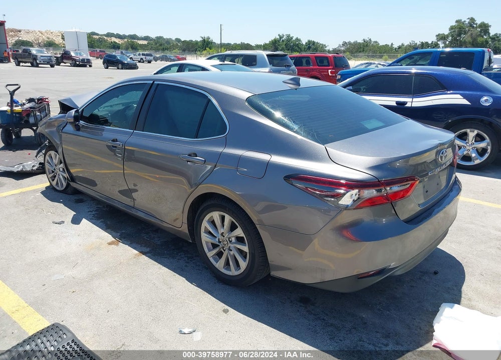 2021 TOYOTA CAMRY LE VIN: 4T1C11AK0MU534657