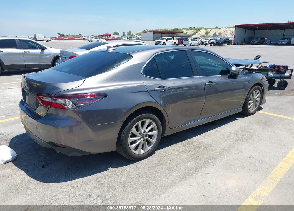 2021 TOYOTA CAMRY LE VIN: 4T1C11AK0MU534657