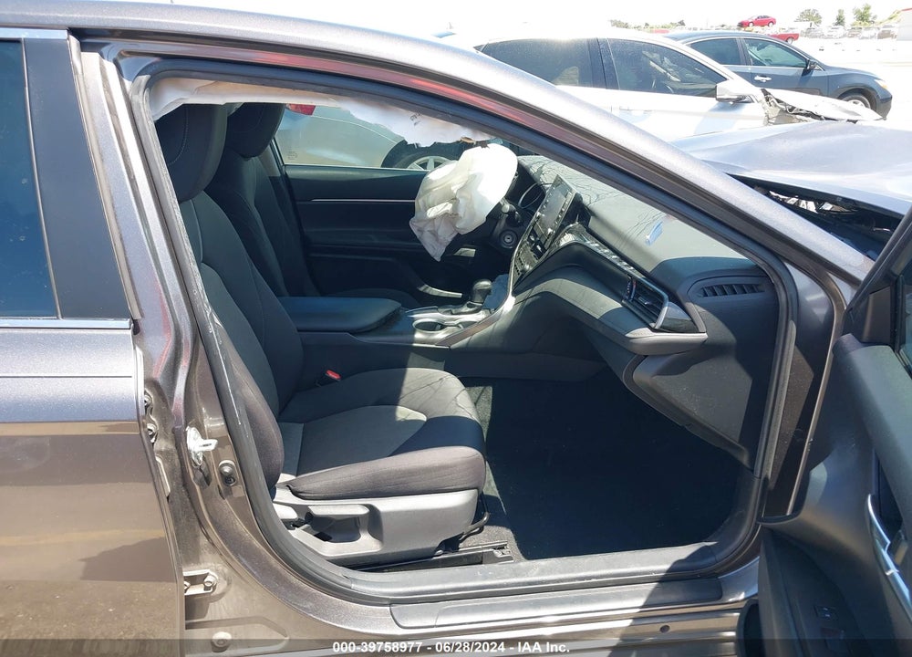 2021 TOYOTA CAMRY LE VIN: 4T1C11AK0MU534657