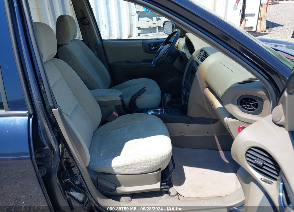 2005 HYUNDAI SANTA FE GLS VIN: KM8SC73D55U880762