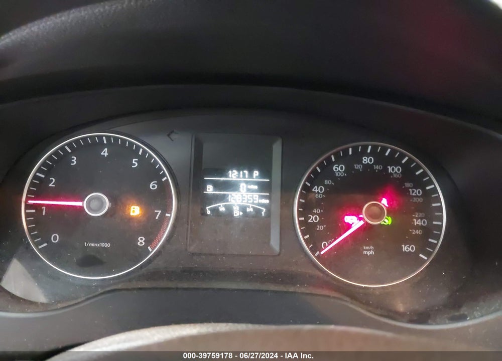 2014 VOLKSWAGEN JETTA 1.8T SE VIN: 3VWD17AJ0EM361924