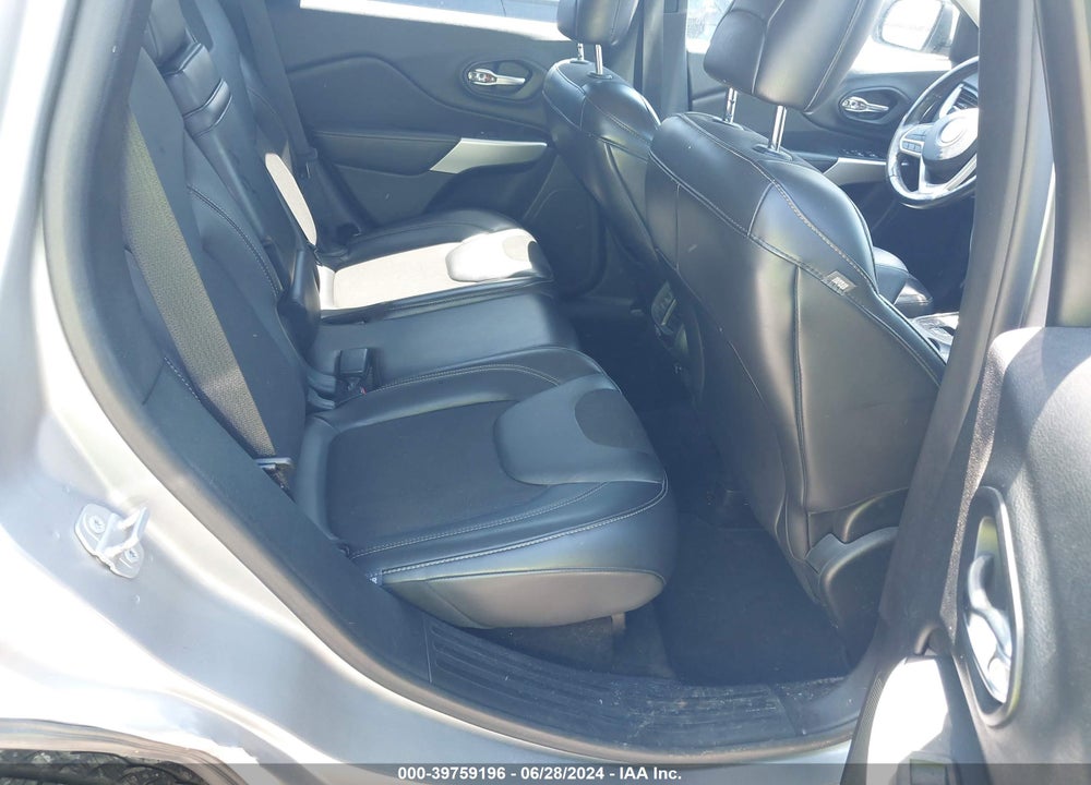 2018 JEEP CHEROKEE LATITUDE PLUS 4X4 VIN: 1C4PJMLB0JD530432