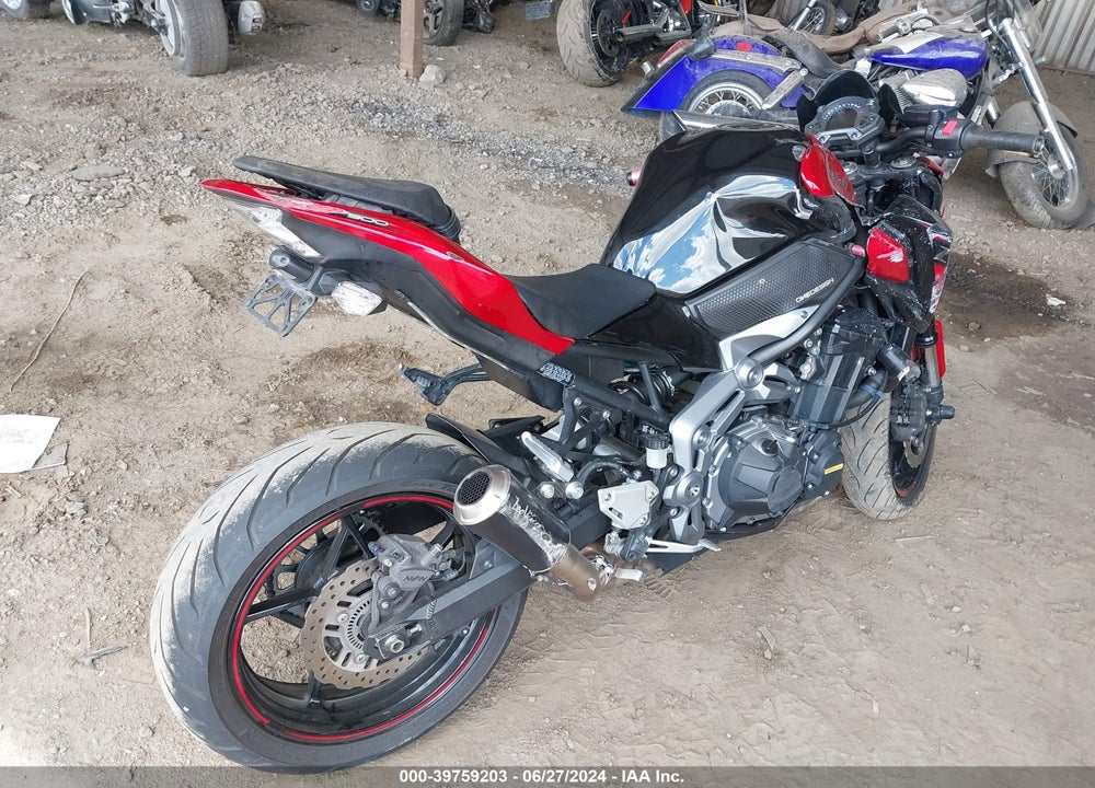 2018 KAWASAKI ZR900 VIN: JKAZR2A12JA000152