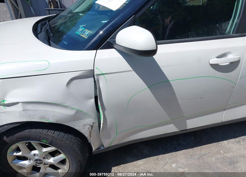 2023 KIA SOUL LX VIN: KNDJ23AUXP7839396